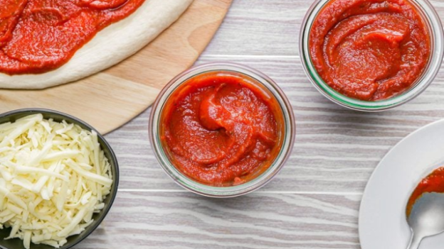 Rahasia Membuat Saus Tomat Pizza Sendiri di Rumah yang Segar dan Kaya Rempah Tanpa Bahan Pengawet
